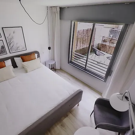 Zarey Hostel 페리요